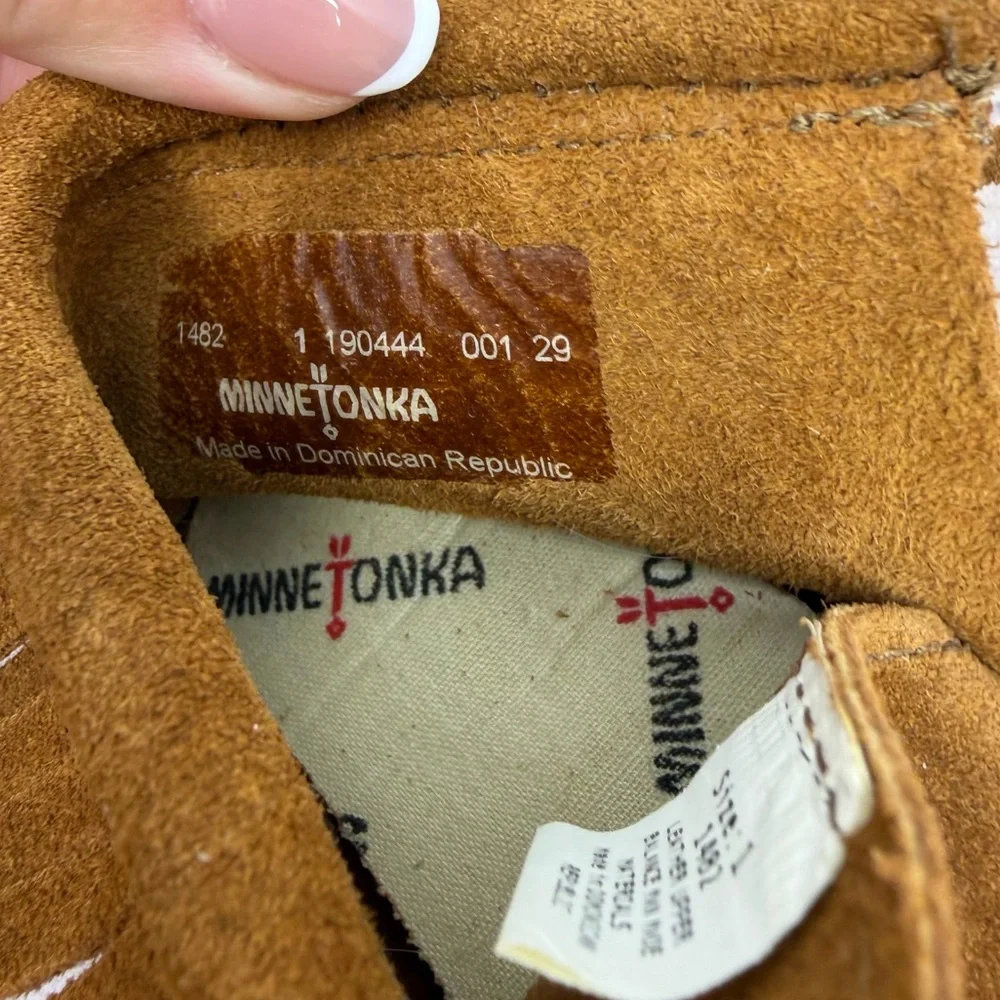 Minnetonka Baby Moccasins Brown Size 1 Fringe Leather Crib Shoes Booties EUC